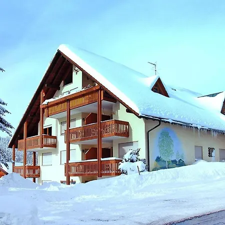 House Mattle, *